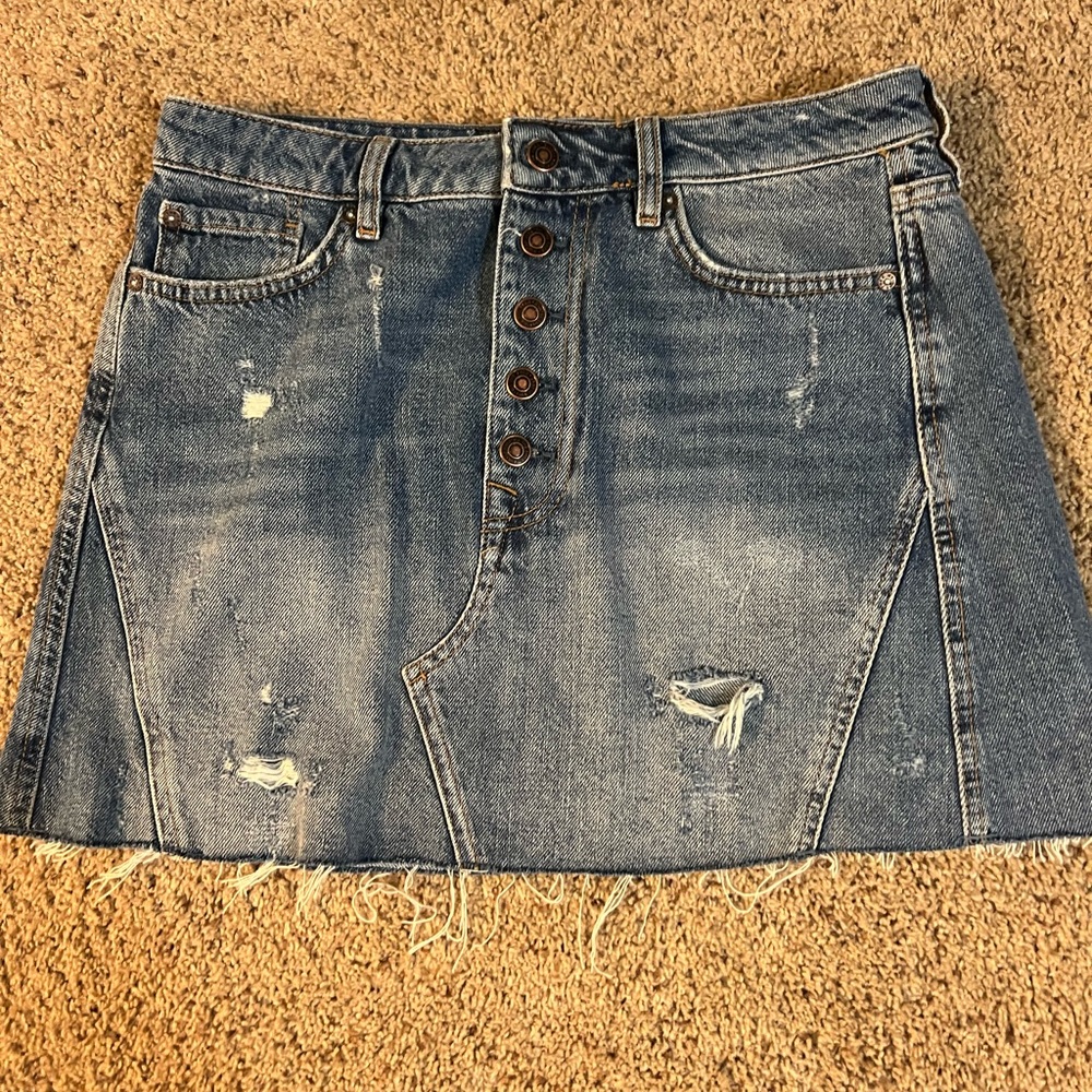 We The Free Womens Button Fly Short Denim Jean Skirt Size 30.